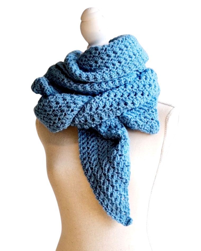 Omslagsjaal Lily - pastel jeansblauw - ZETTElen Handwerk Atelier 2