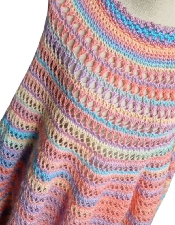 Poncho Maaite - frisse vrolijke pasteltinten - ZETTElen Handwerk Atelier