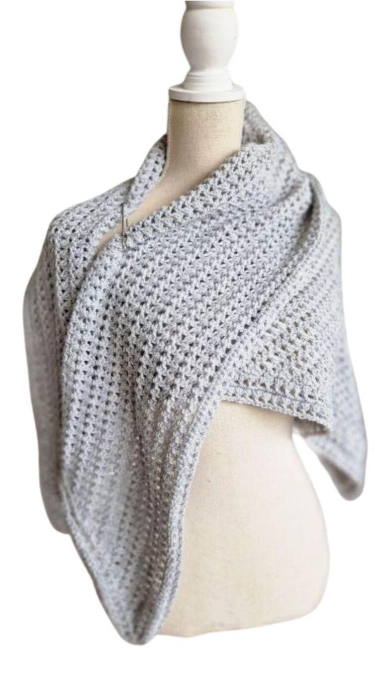 Omslagsjaal Grietje in lichtgrijs - ZETTElen Handwerk Atelier