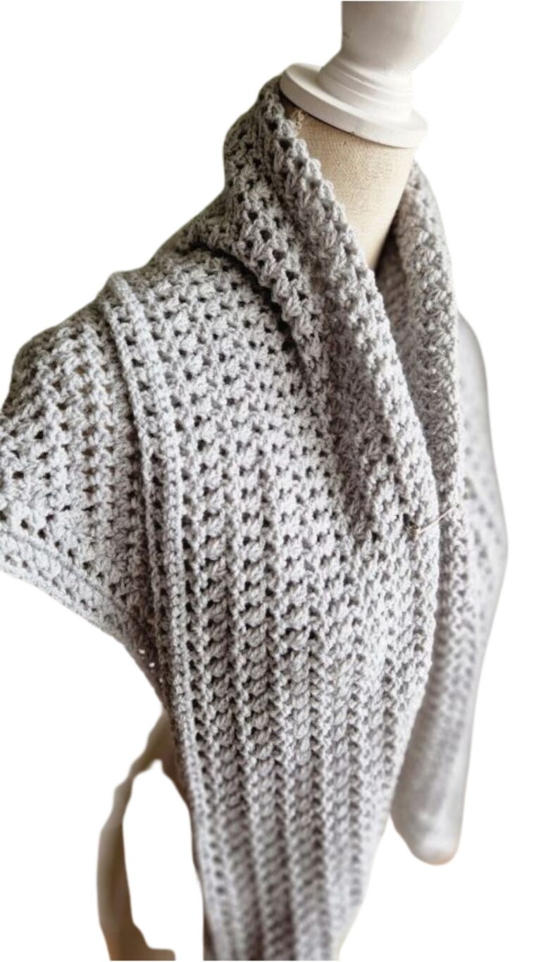 Omslagsjaal Grietje in lichtgrijs - ZETTElen Handwerk Atelier