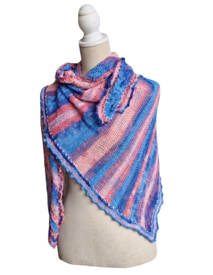 Omslagsjaal Zaira - roze, blauw, paars verloop glans garen - ZETTElen Handwerk Atelier