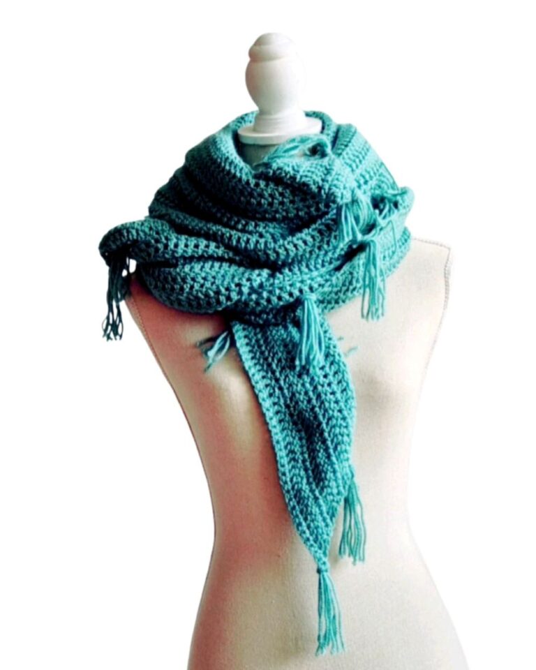 Omslagsjaal Amelia Licht Groen met franjes - ZETTElen Handwerk Atelier